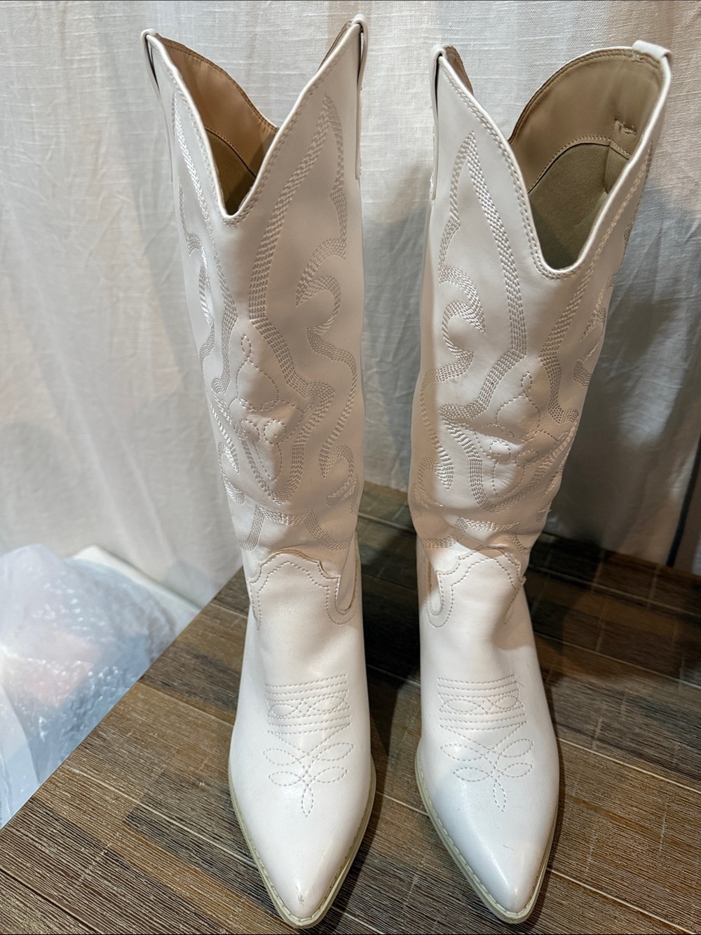 White Women's Western Knee-High Boots